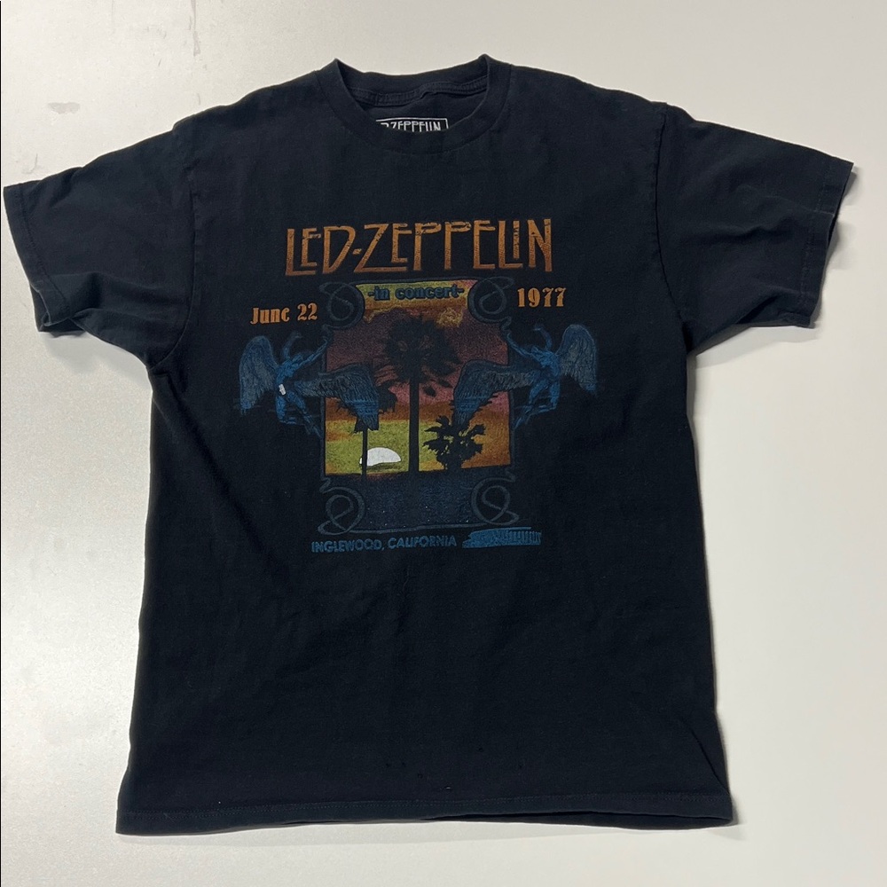 Led Zeppelin Black Graphic Tee, Rough and Worn Aesthetic, Women’s Medium